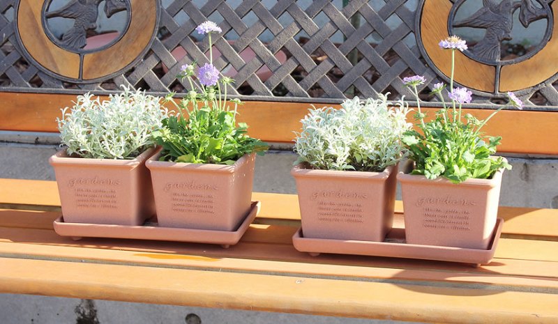 set di sottovasi hachiman per vasi quadrati in diverse configurazioni